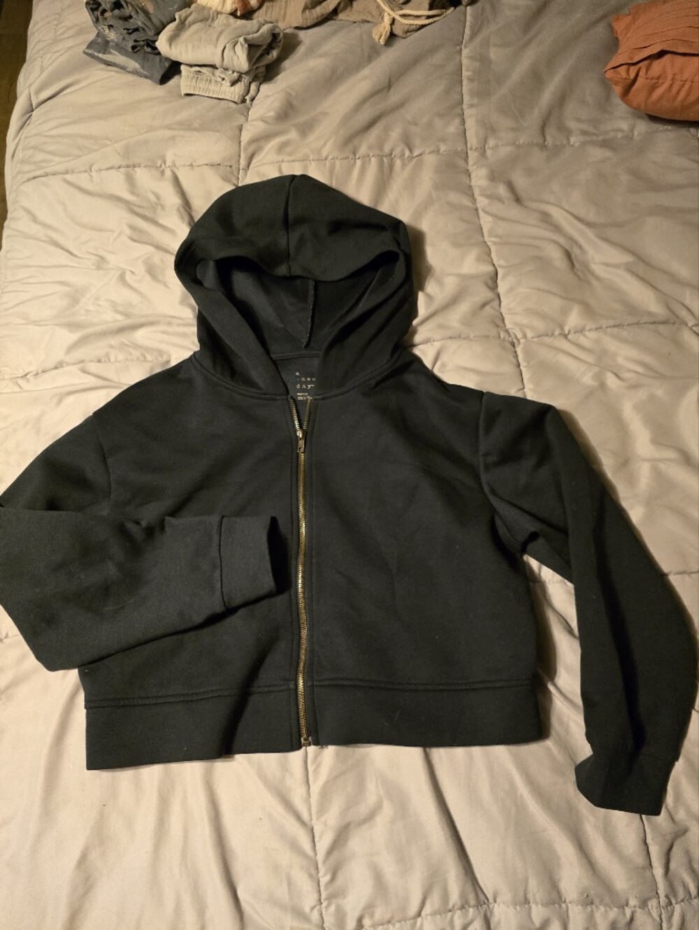 a new day Black Zip-Up Cropped Hoodie